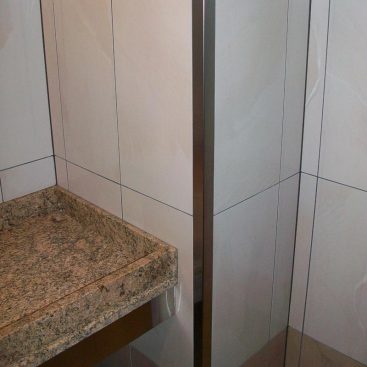 Stainless Corner